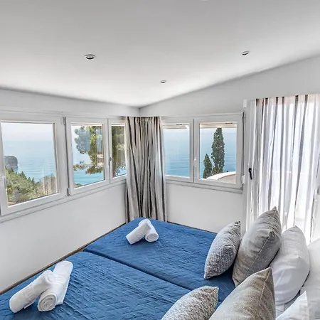 Ocean View - Luxury Nefeli