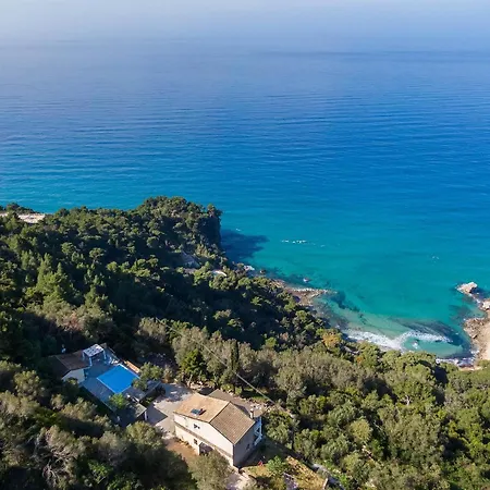 Ocean View - Luxury Nefeli Villa Kontogialos
