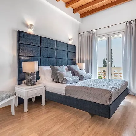 Ocean View - Luxury Nefeli וילה