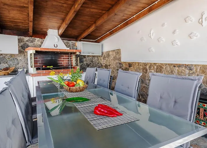 Villa Ocean View - Luxury Nefeli