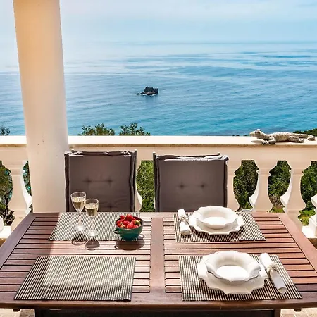 Ocean View - Luxury Nefeli וילה